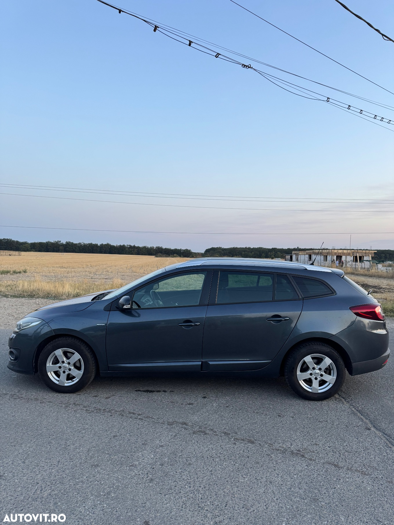 Renault Megane Grandtour ENERGY TCe 115 Start & Stopp Dynamique - 4