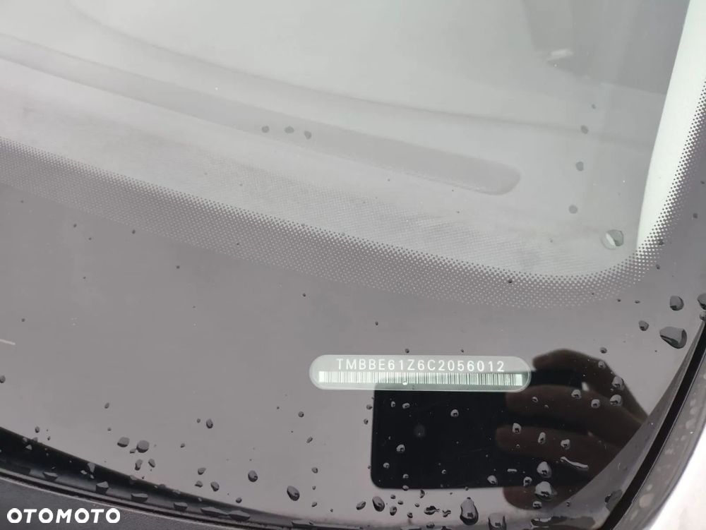 Skoda Octavia 2.0 TDI Elegance DSG - 8