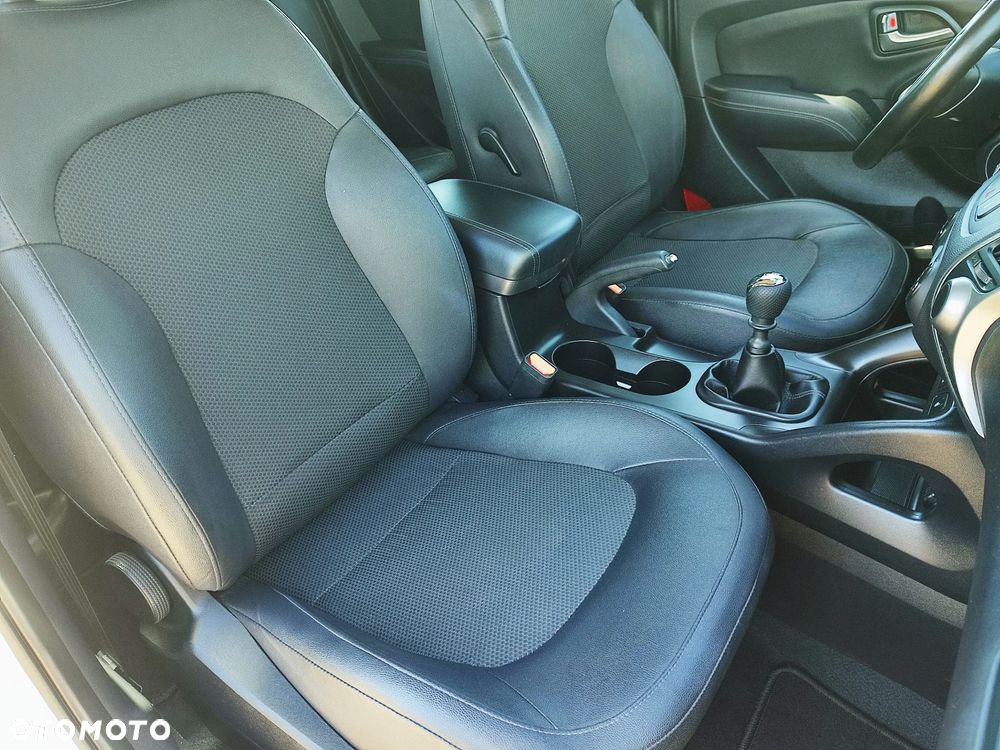 Hyundai ix35 1.7 CRDi Comfort 2WD - 33