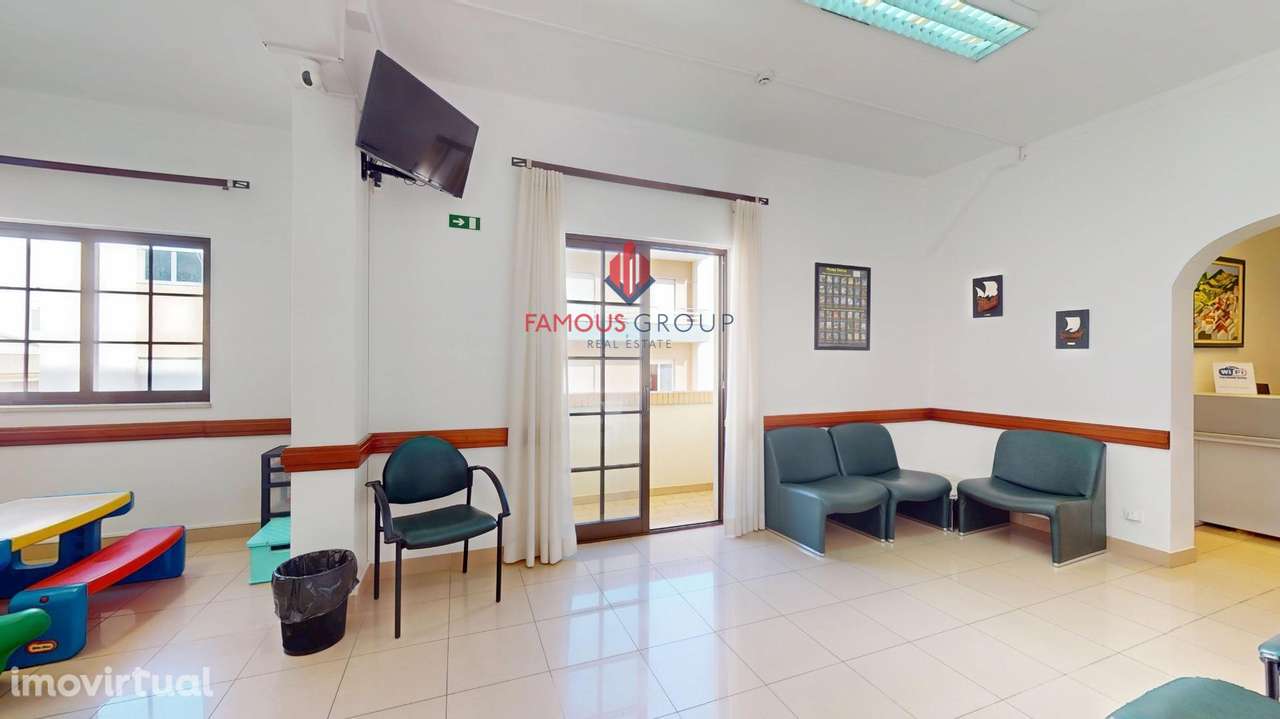Espaço Ideal para Clínica, Centro Médico ou Infantário no... - Grande imagem: 2/58