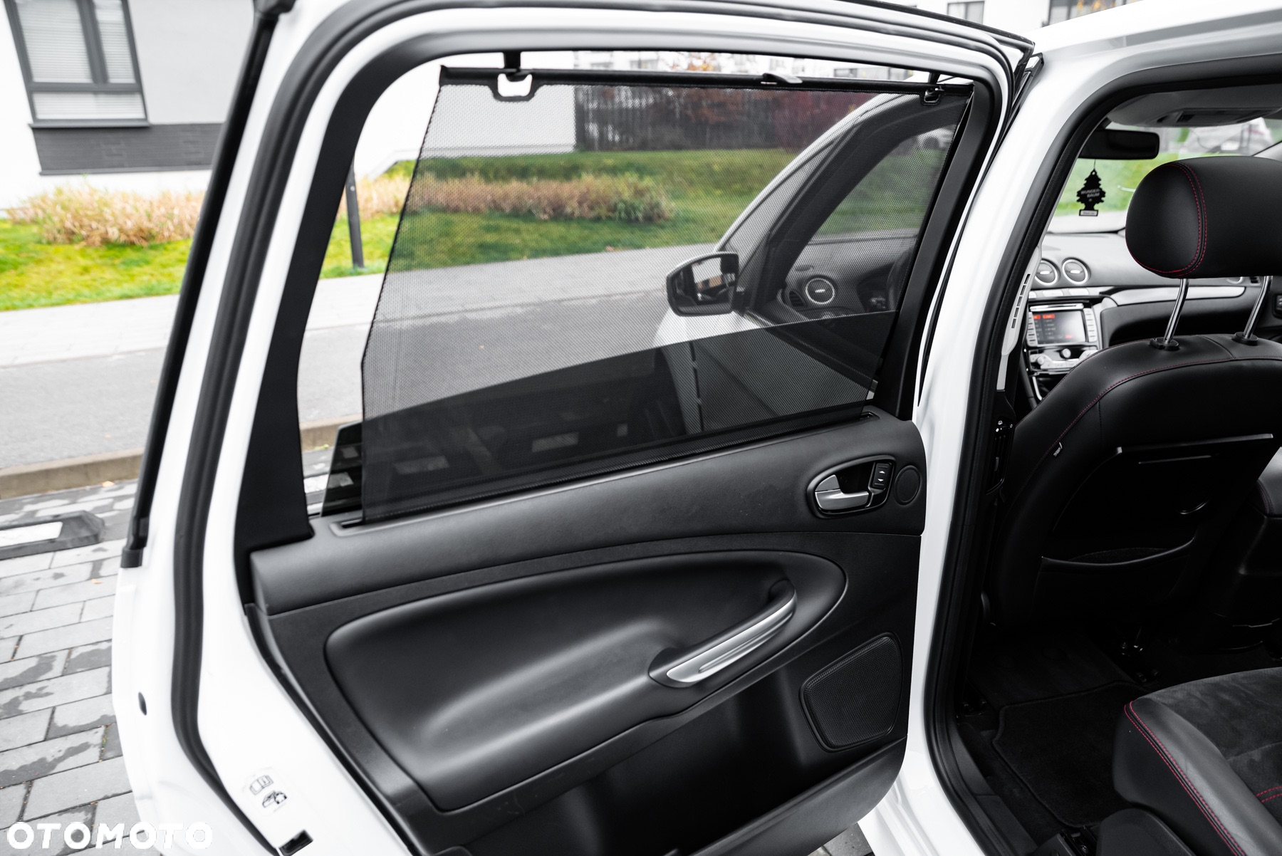 Ford S-Max 2.0 EcoBoost Titanium - 20