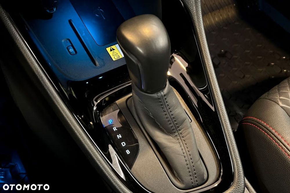 Toyota Yaris Hybrid 1.5 Premiere Edition - 17