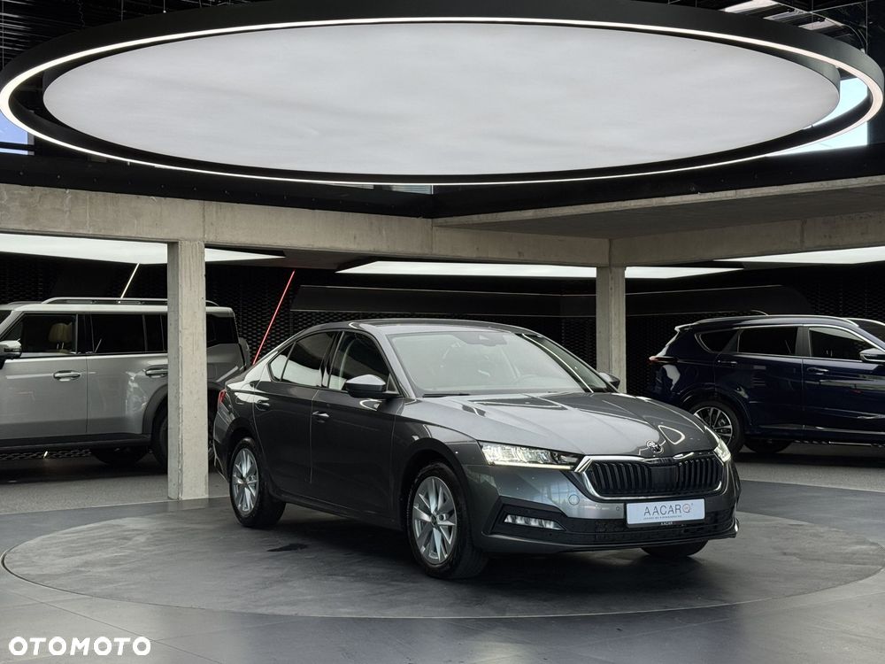Skoda Octavia 2.0 TDI Ambition DSG - 8