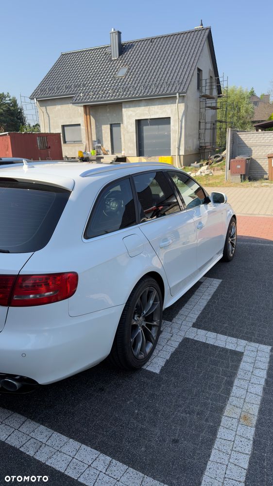 Audi A4 Avant 3.0 TDI Quattro S tronic - 3