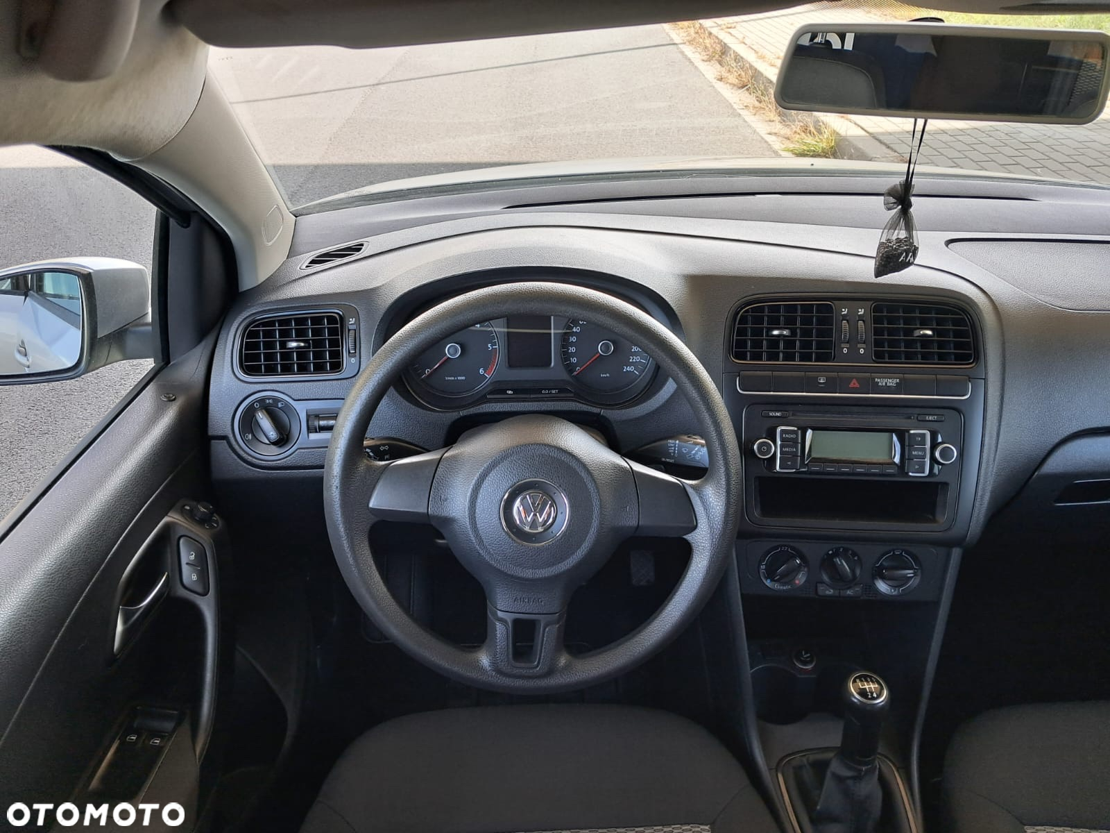 Volkswagen Polo 1.6 TDI DPF Comfortline - 15