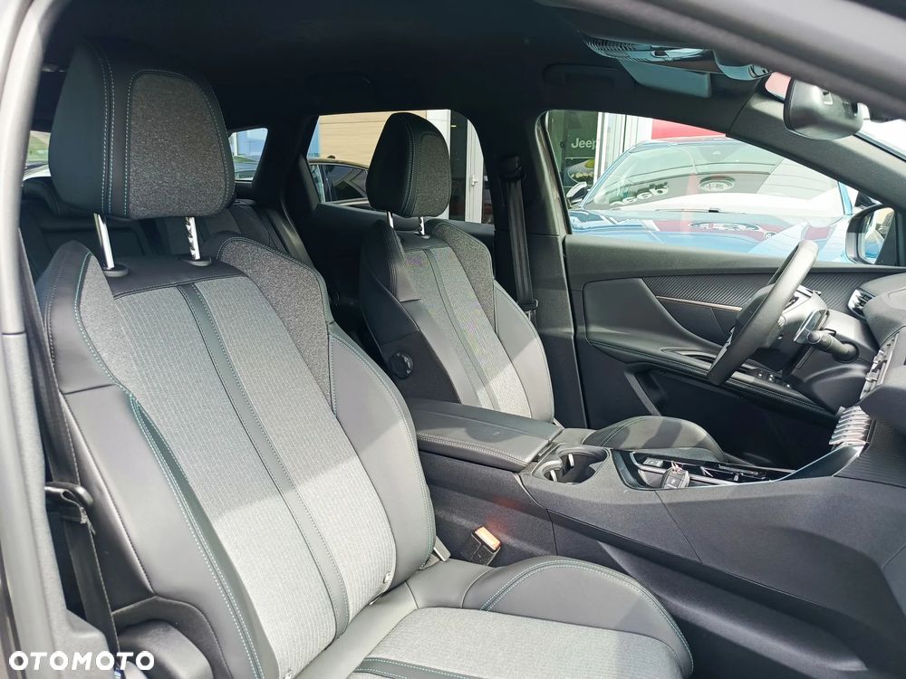 Peugeot 3008 1.2 PureTech Allure Pack S&S EAT8 - 20