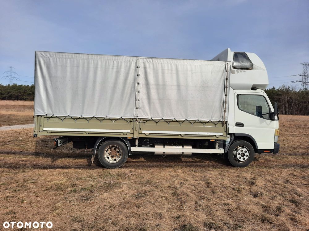 Mitsubishi FUSO - 2