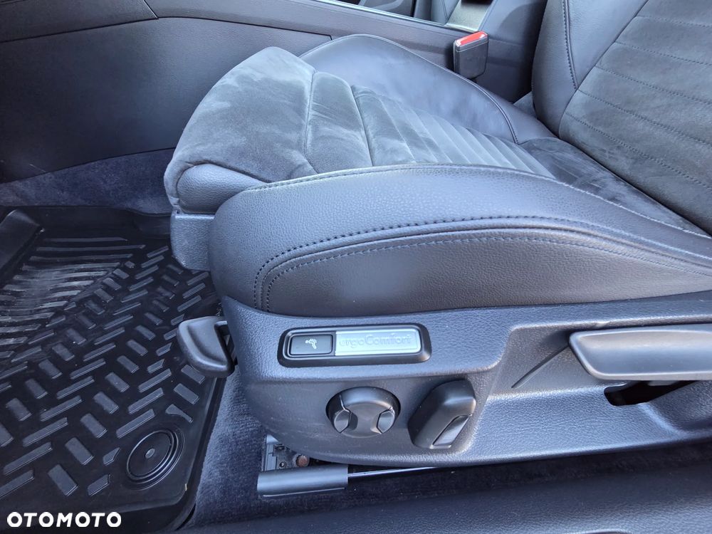 Volkswagen Passat 2.0 TDI BMT Highline DSG - 27