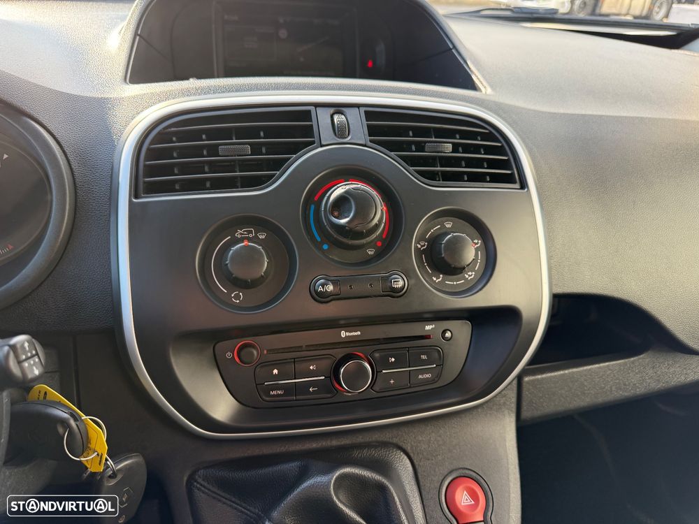 Renault KANGOO 1.5 DCI GPS - 26