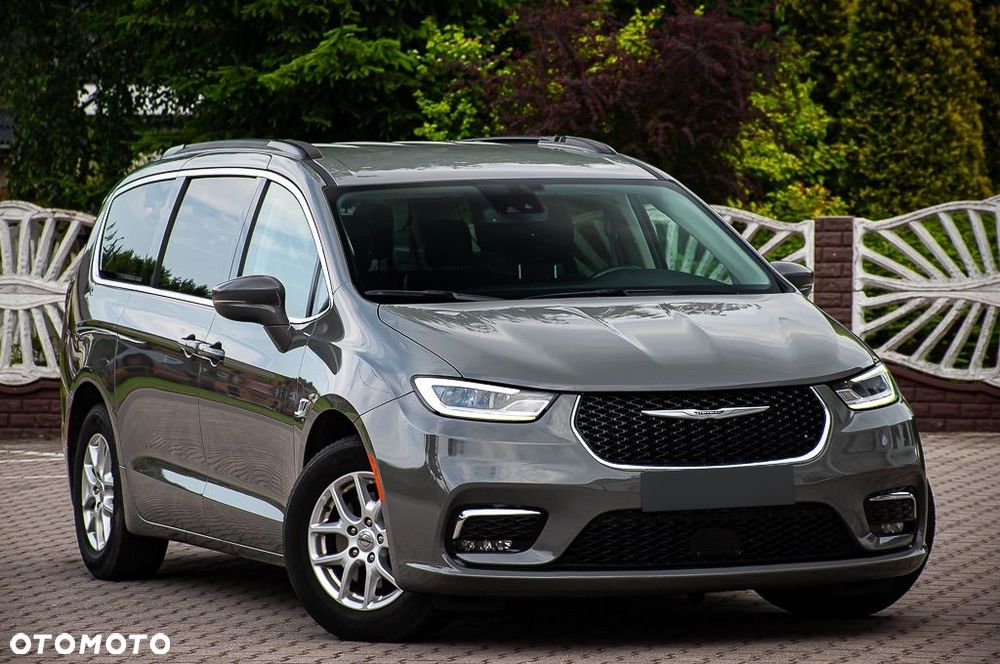 Chrysler Pacifica - 9