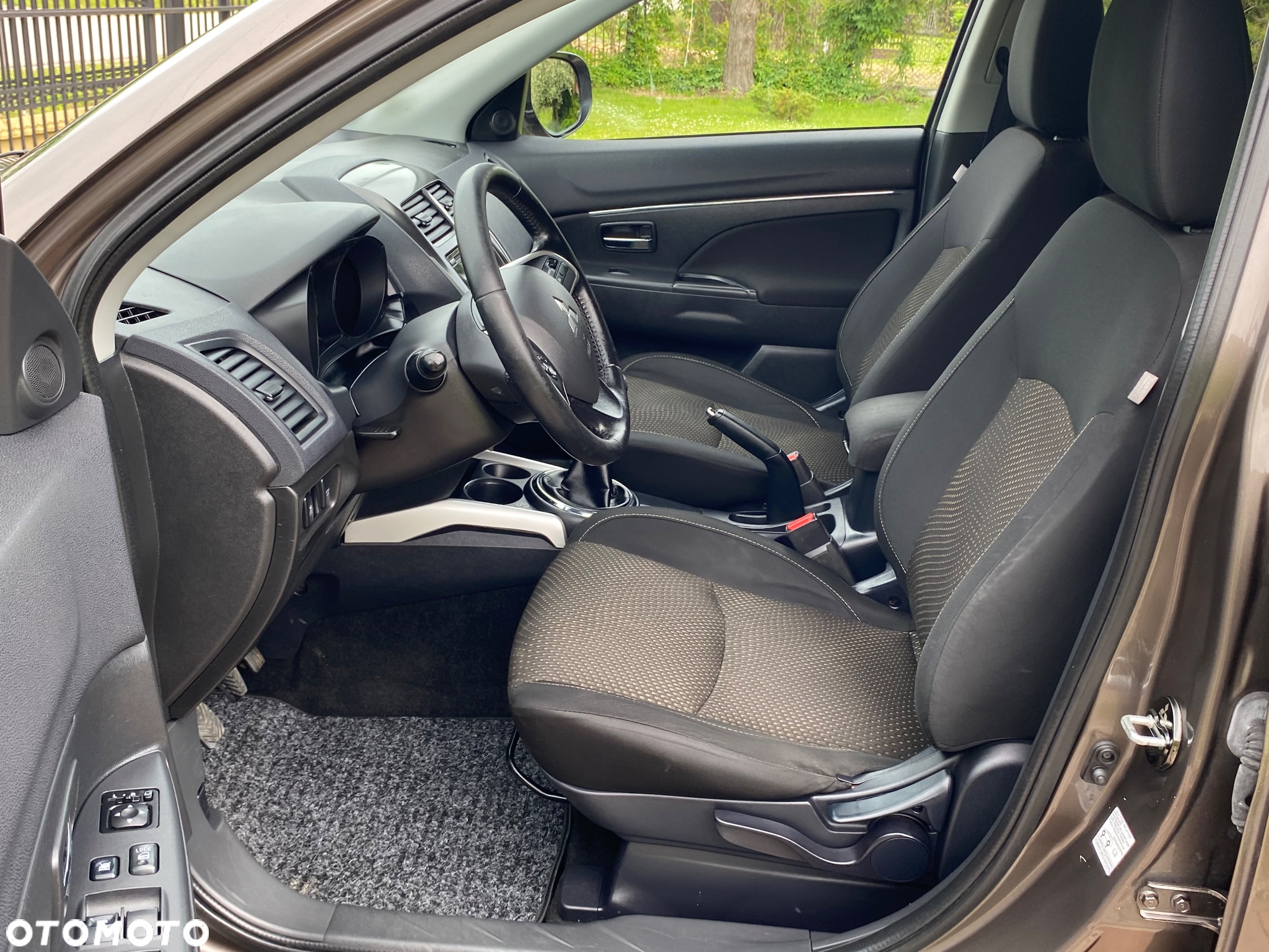 Mitsubishi ASX 1.8 DI-D 2WD Comfort Edition - 26