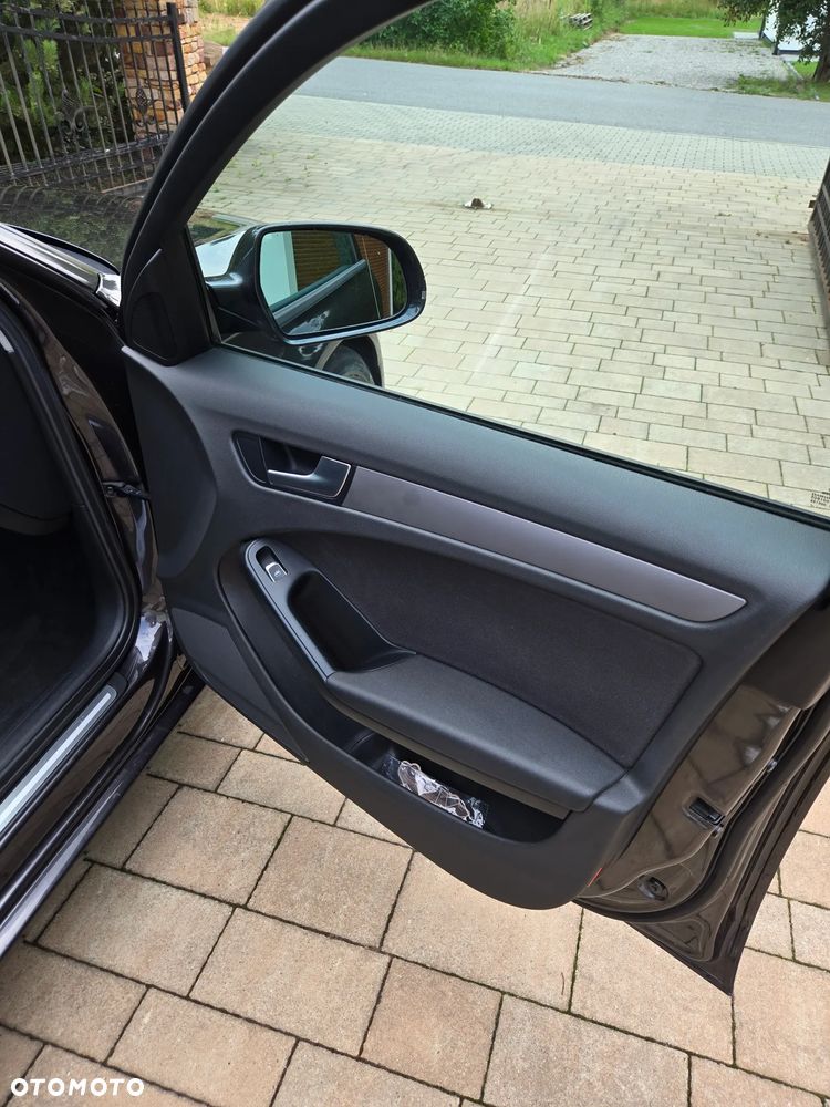 Audi A4 Avant - 8