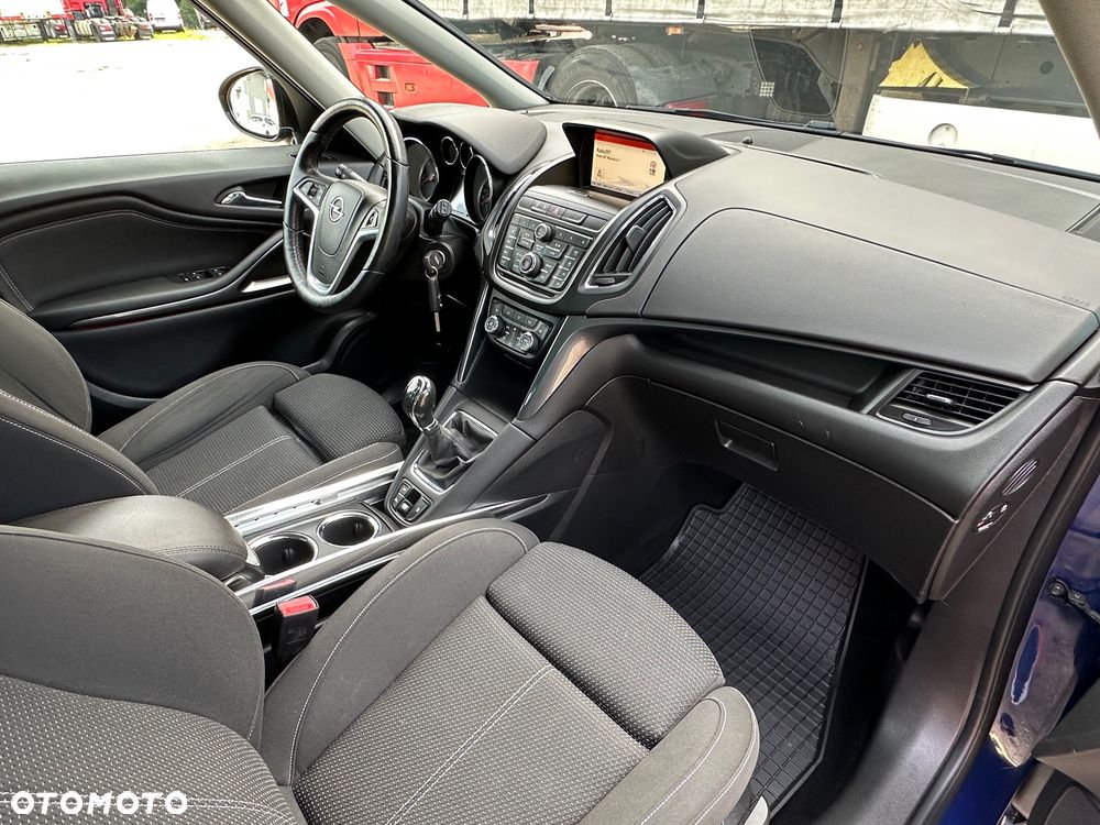 Opel Zafira 2.0 D (CDTI ecoFLEX) Start/Stop Business Innovation - 28