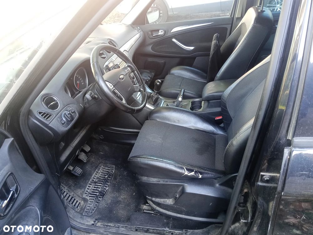 Ford S-Max - 4