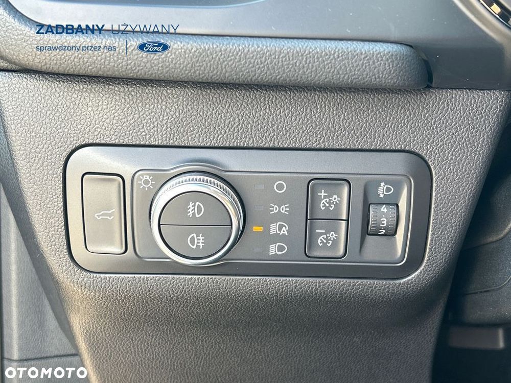 Ford Kuga 2.0 EcoBlue Hybrid ST-LINE - 10
