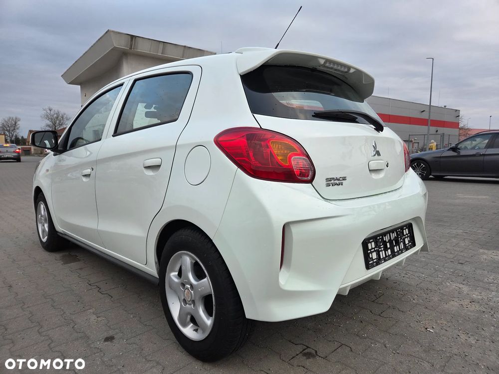 Mitsubishi Space Star - 8