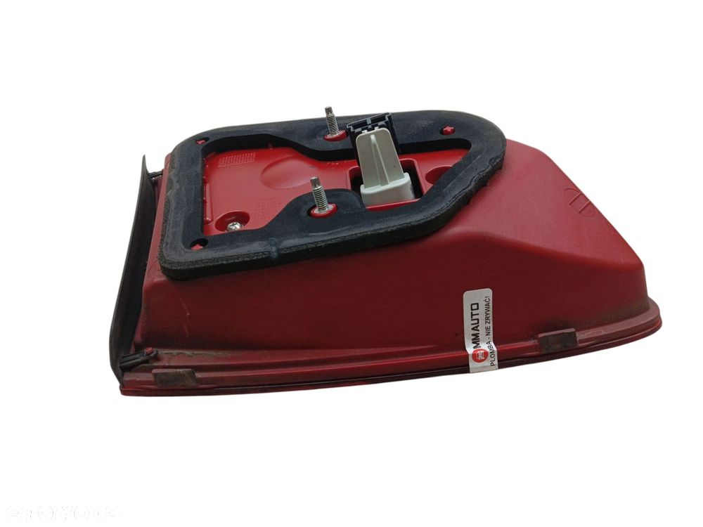LAMPA PRAWY TYŁ W KLAPE LED VW PASSAT B7 KOMBI (10-14) 3AF945308 - 5