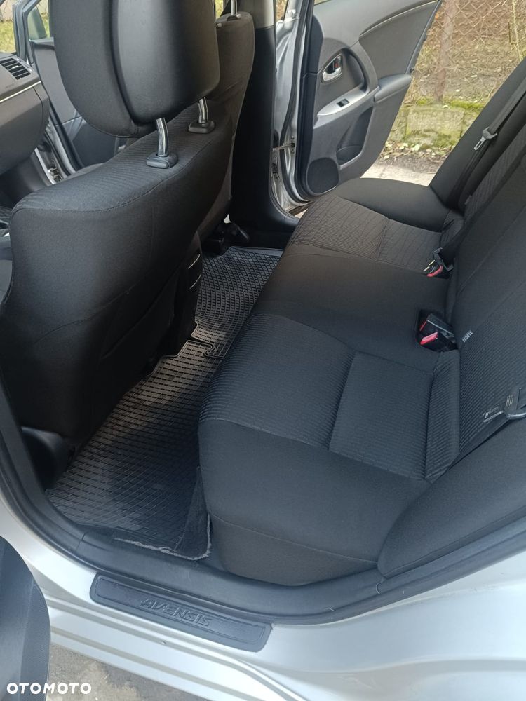 Toyota Avensis 2.0 D-4D Luna - 9