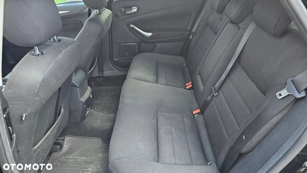 Ford Mondeo 2.0 Titanium - 8