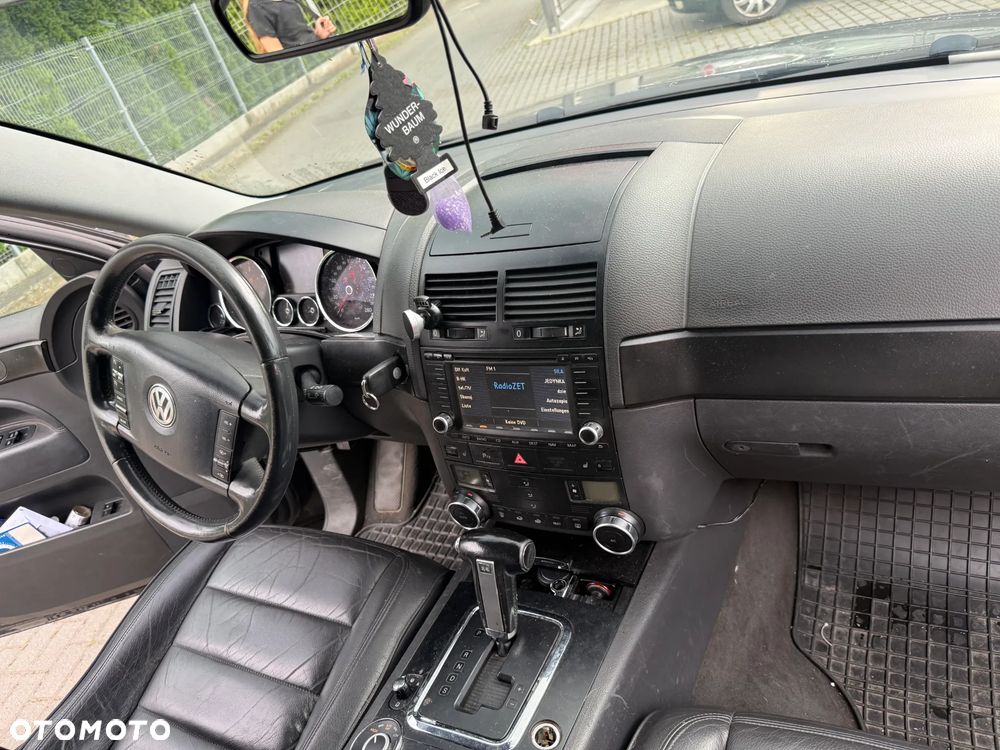Volkswagen Touareg - 10