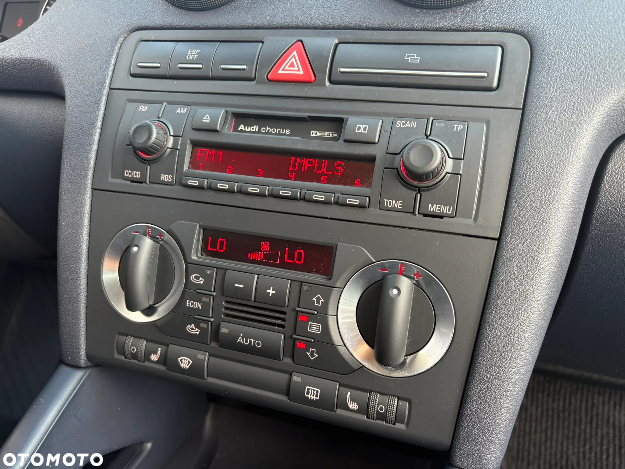 Audi A3 1.6 Attraction - 13