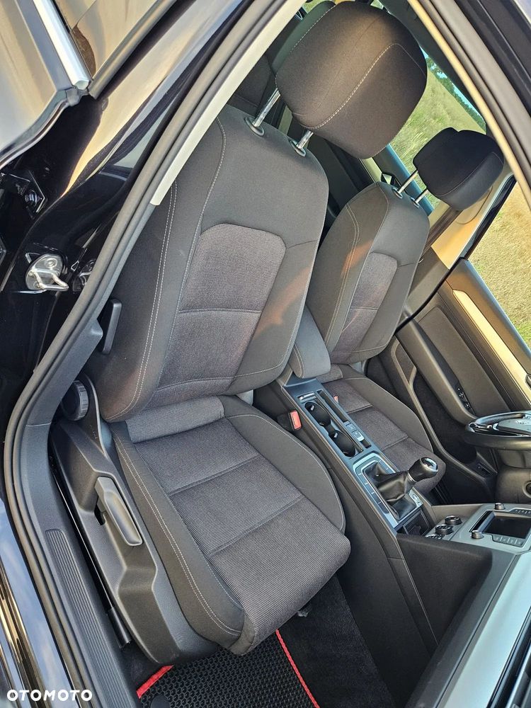 Volkswagen Passat 2.0 TDI (BlueMotion Technology) Comfortline - 11