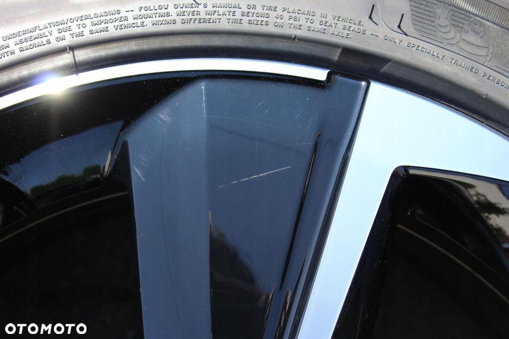 ORYG OPEL ASTRA L 17cali 5x108 ET44 KLEBER 225/45 - 9
