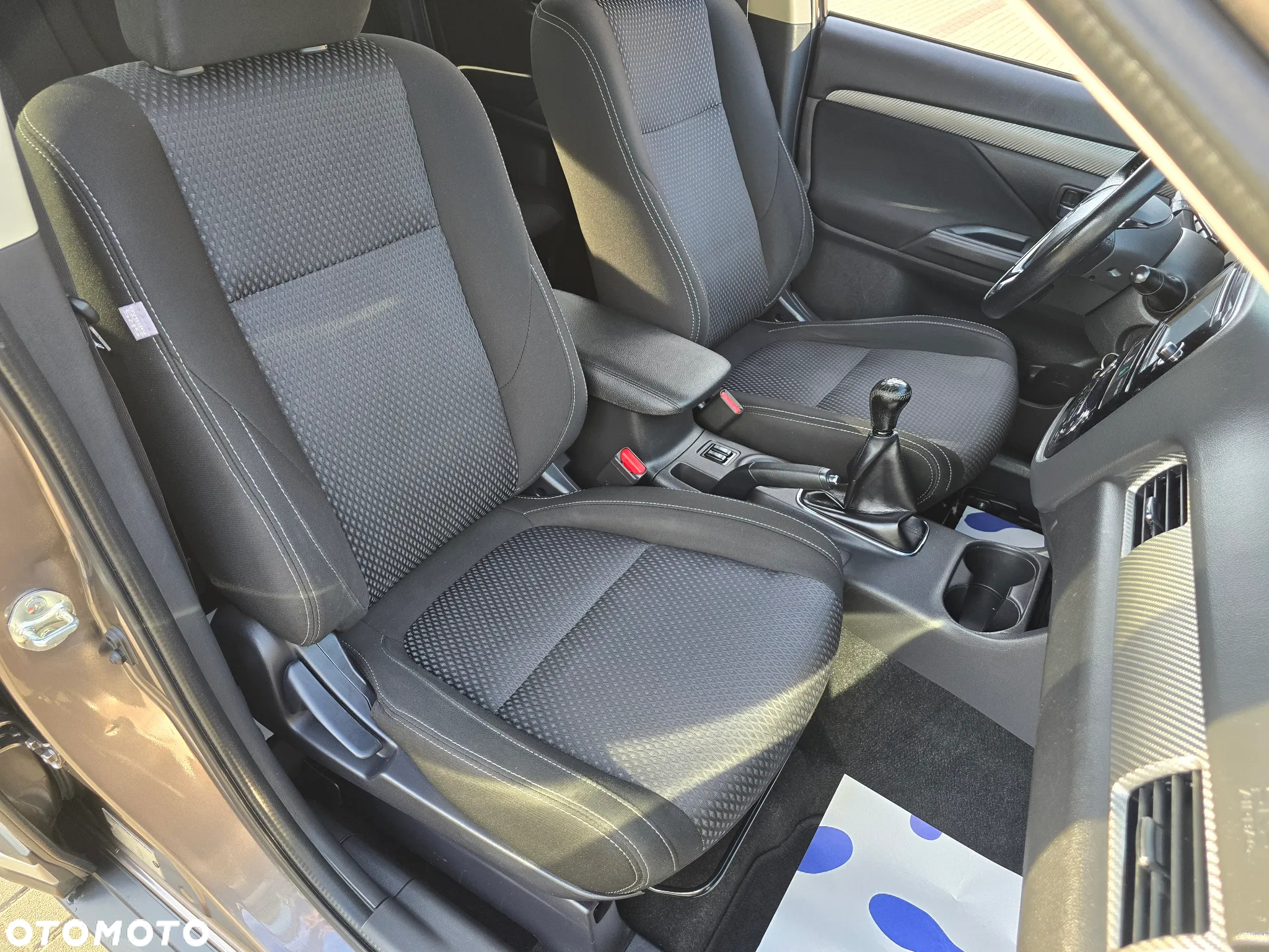 Mitsubishi Outlander 2.0 2WD Edition - 28