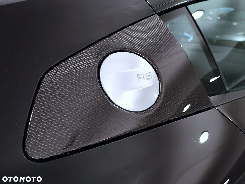 Audi R8 Coupé - 12
