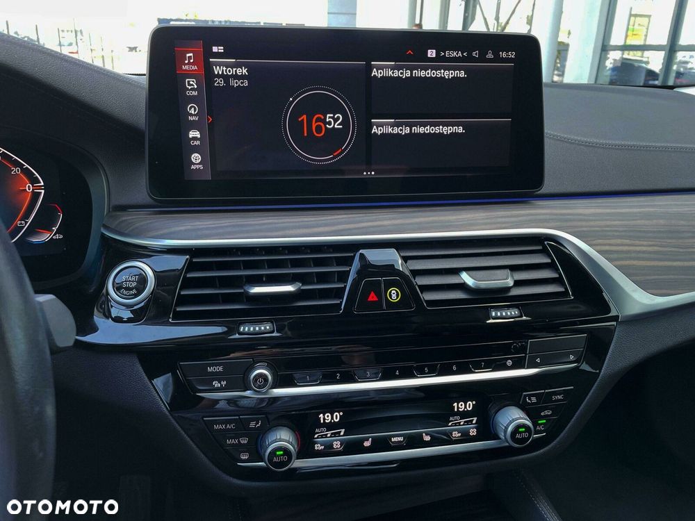 BMW Seria 5 - 25