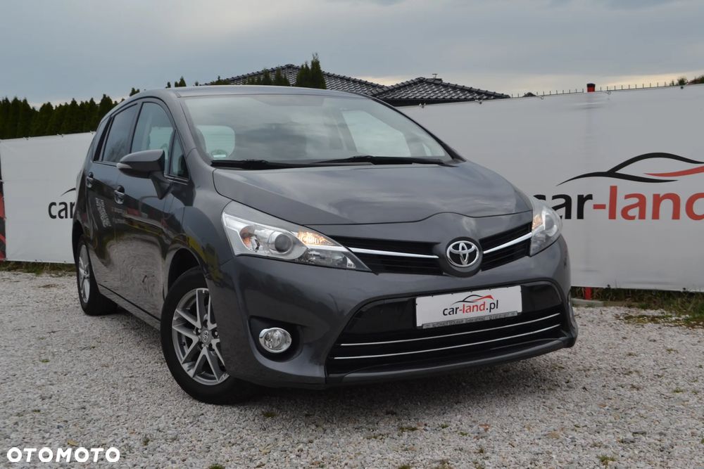 Toyota Verso 1.6 D-4D Prestige - 3