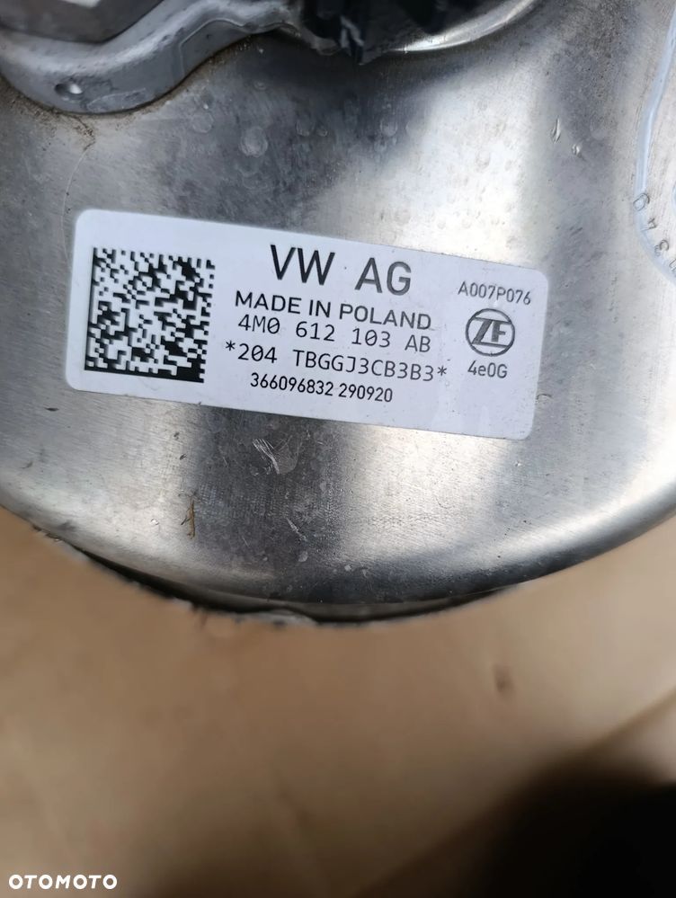 VW TOUAREG III 3 3.0 TDI CR7 SERWO HAMULCA 4M0612103AB - 2