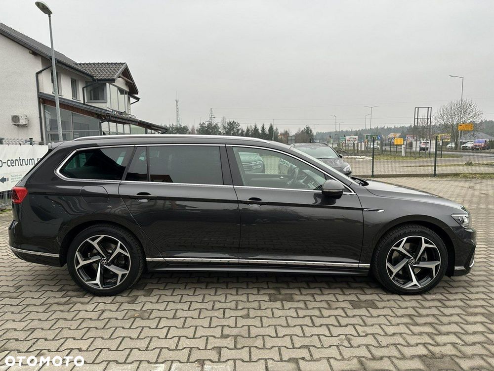 Volkswagen Passat Variant - 8
