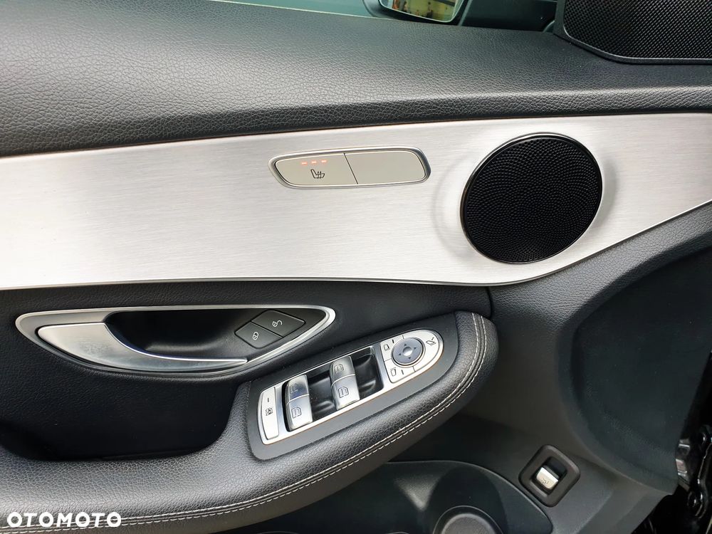 Mercedes-Benz Klasa C 180 T 9G-TRONIC Avantgarde - 19
