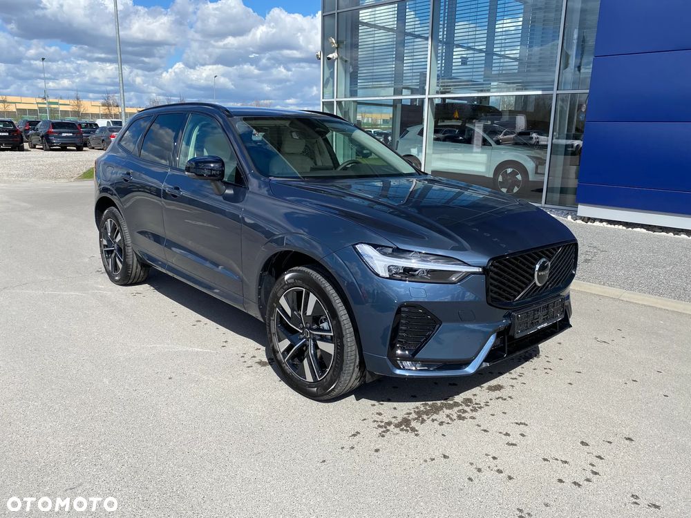 Volvo XC 60 B5 B AWD Plus Dark - 1