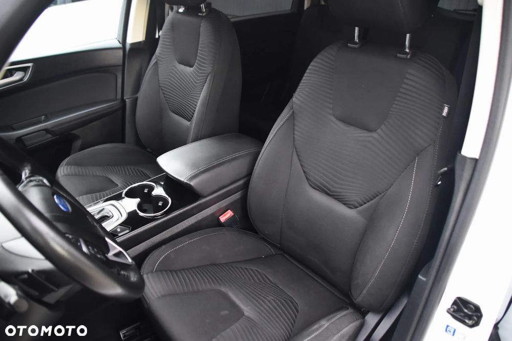 Ford S-Max 2.0 TDCi Titanium PowerShift - 9