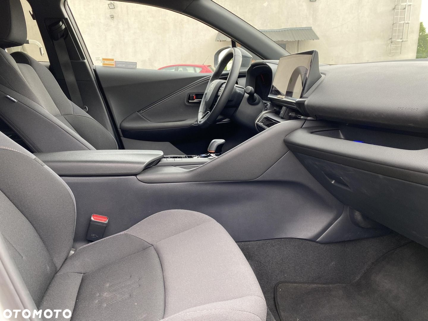 Toyota C-HR - 14