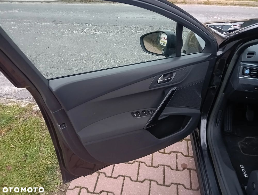 Peugeot 508 155 THP Allure - 12