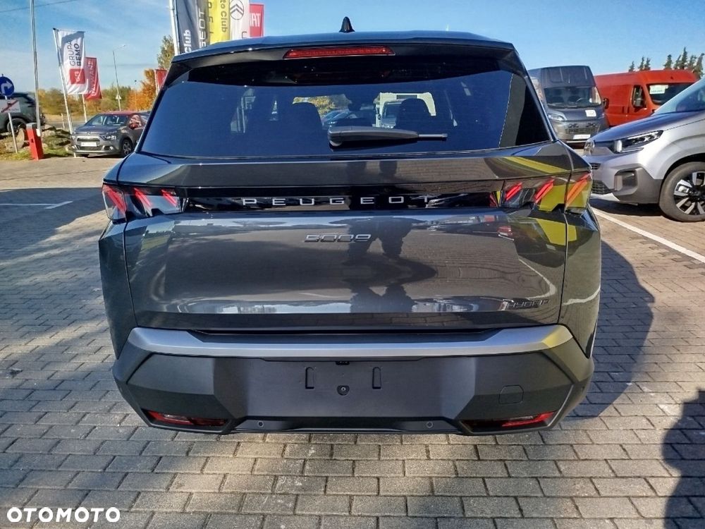 Peugeot 5008 - 6