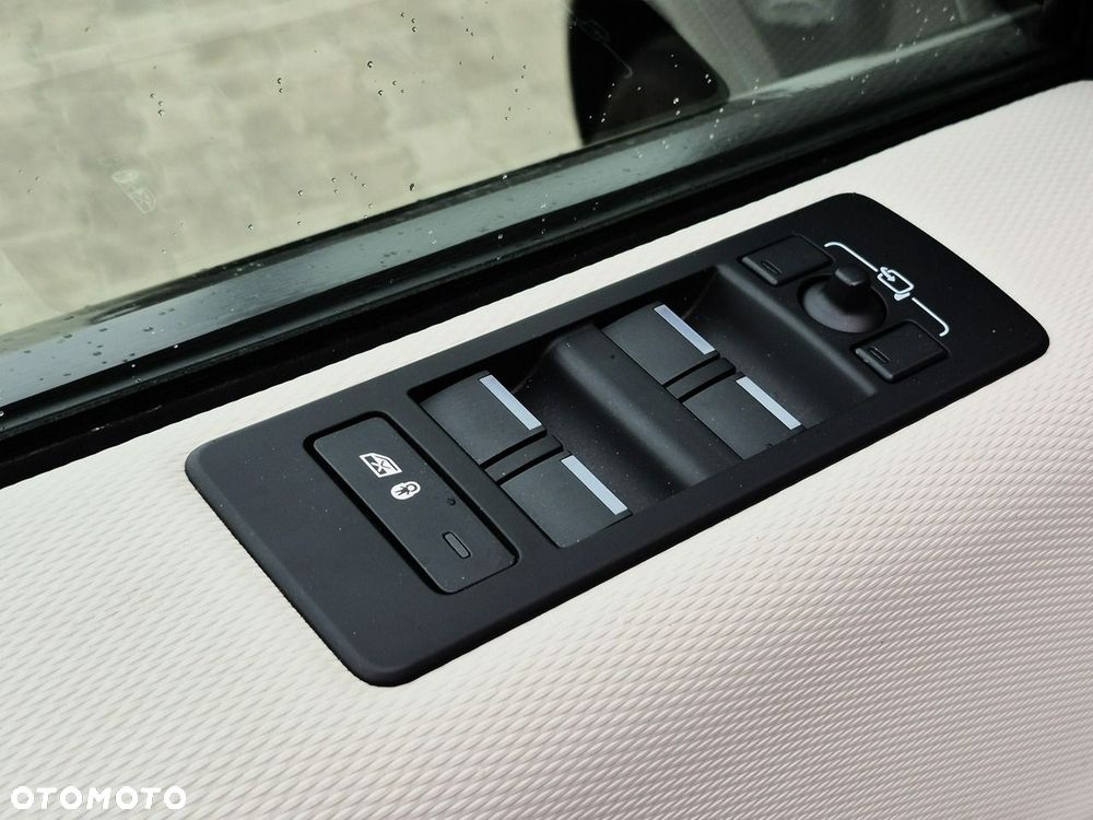 Land Rover Discovery 3.0 D250 mHEV R-Dynamic S - 20