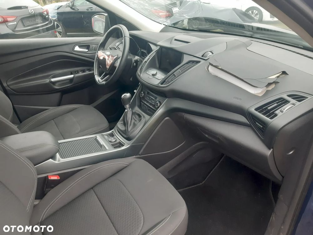 Ford Kuga 1.5 EcoBoost 2x4 Trend - 13