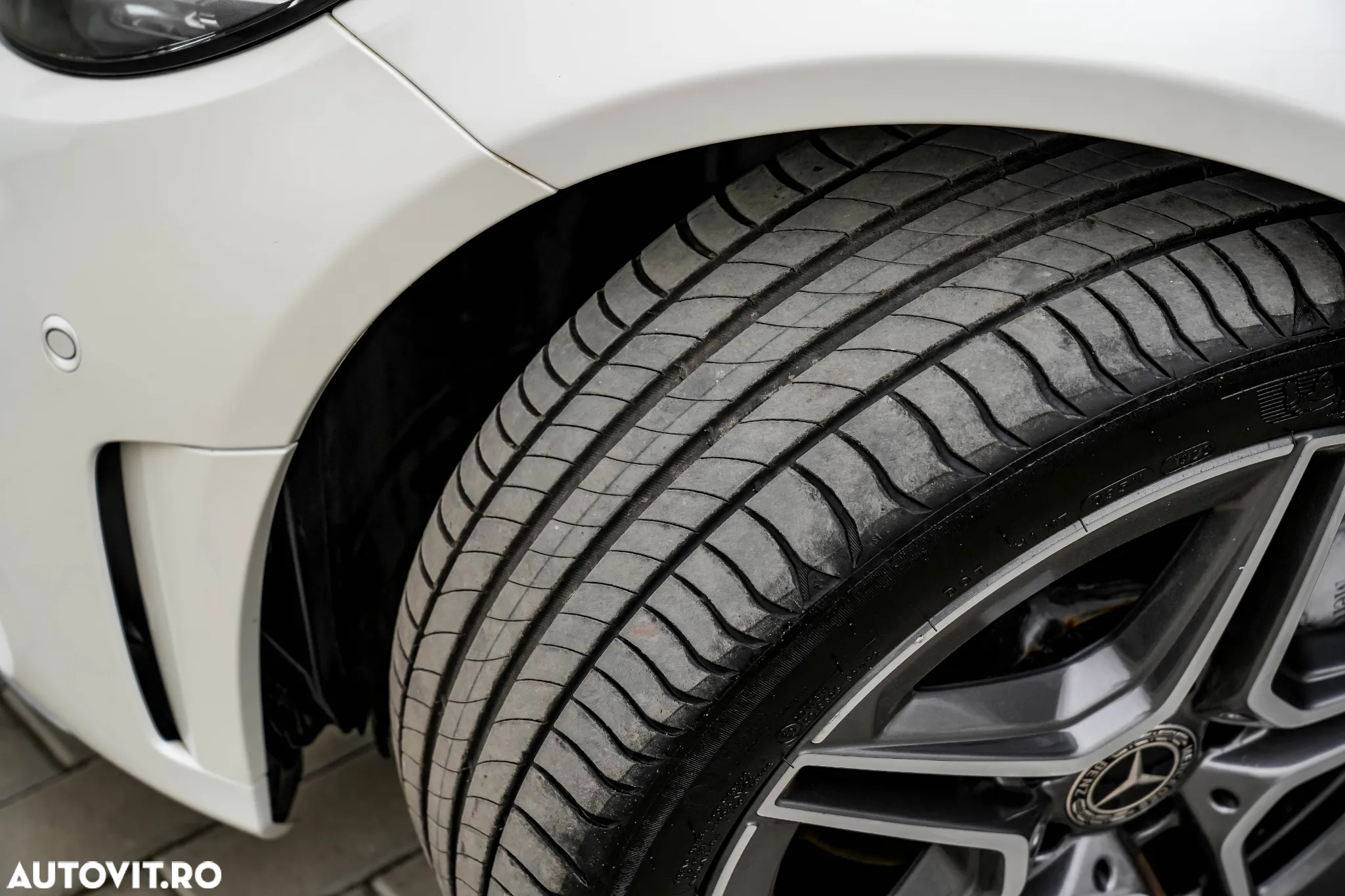 Mercedes-Benz C 200 9G-TRONIC AMG Line - 35