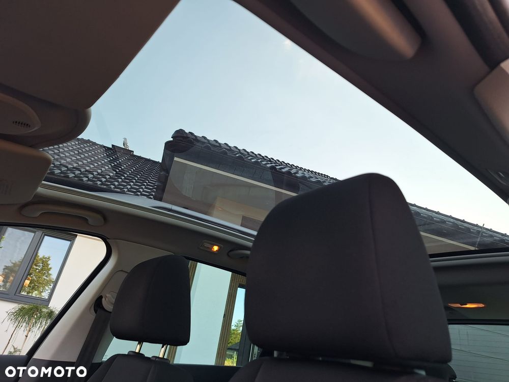 Peugeot 308 120 VTi Family - 23