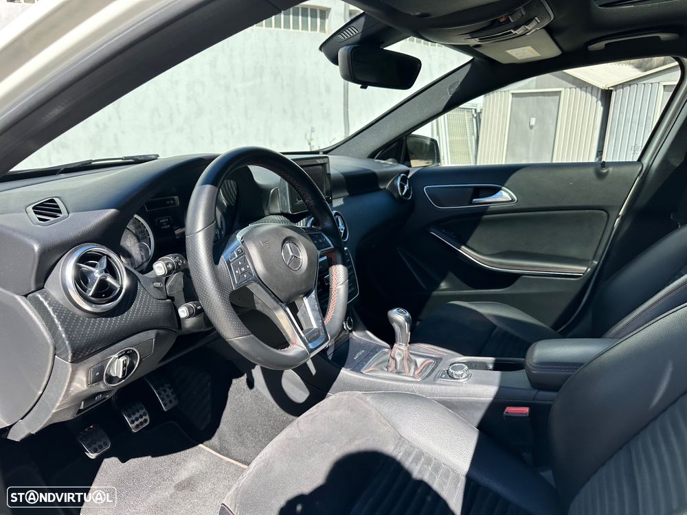 Mercedes-Benz A 180 CDI AMG Line - 23