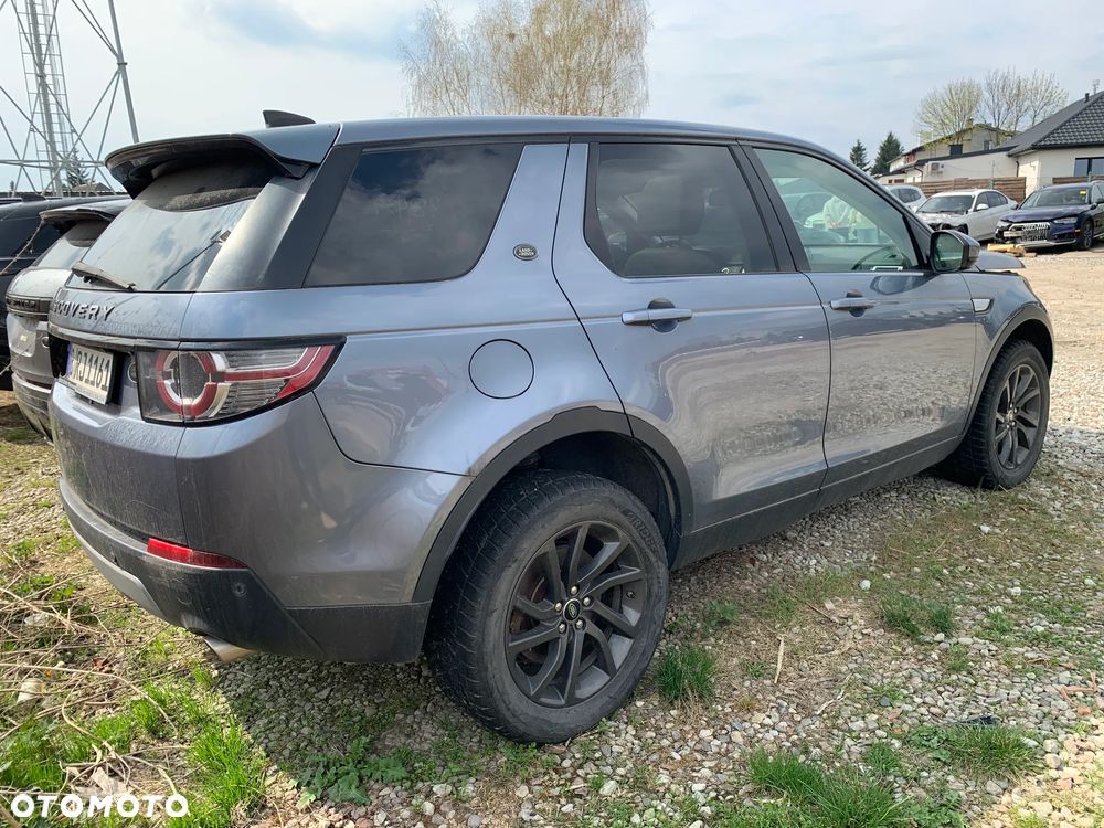 Land Rover Discovery Sport P250 R-Dynamic HSE - 4