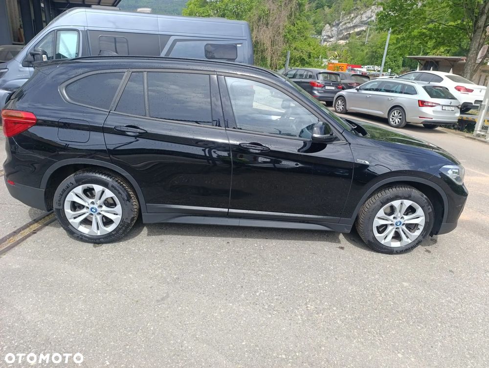BMW X1 xDrive25e xLine - 6