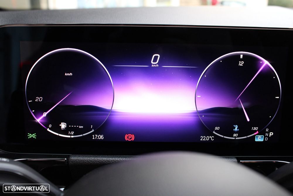 Mercedes-Benz B 180 d - 11