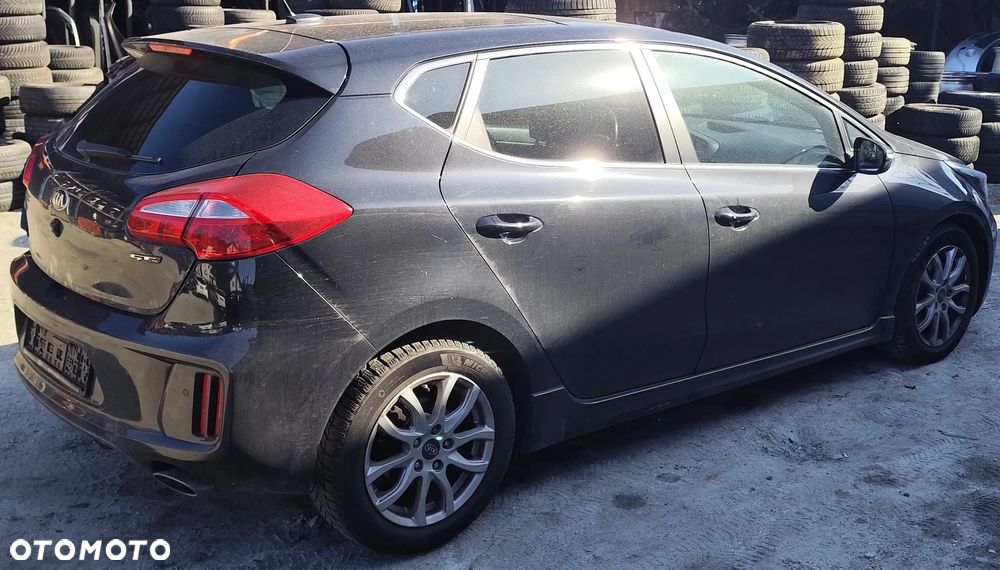Kia Ceed 1.6 CRDi GT Line - 2