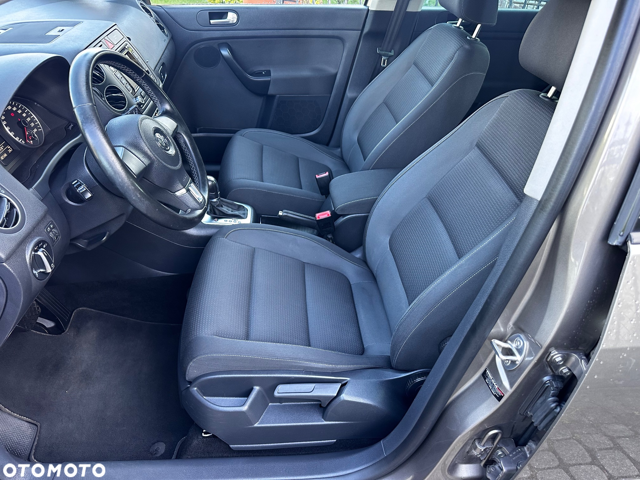 Volkswagen Golf Plus 1.4 TSI DSG Style - 17