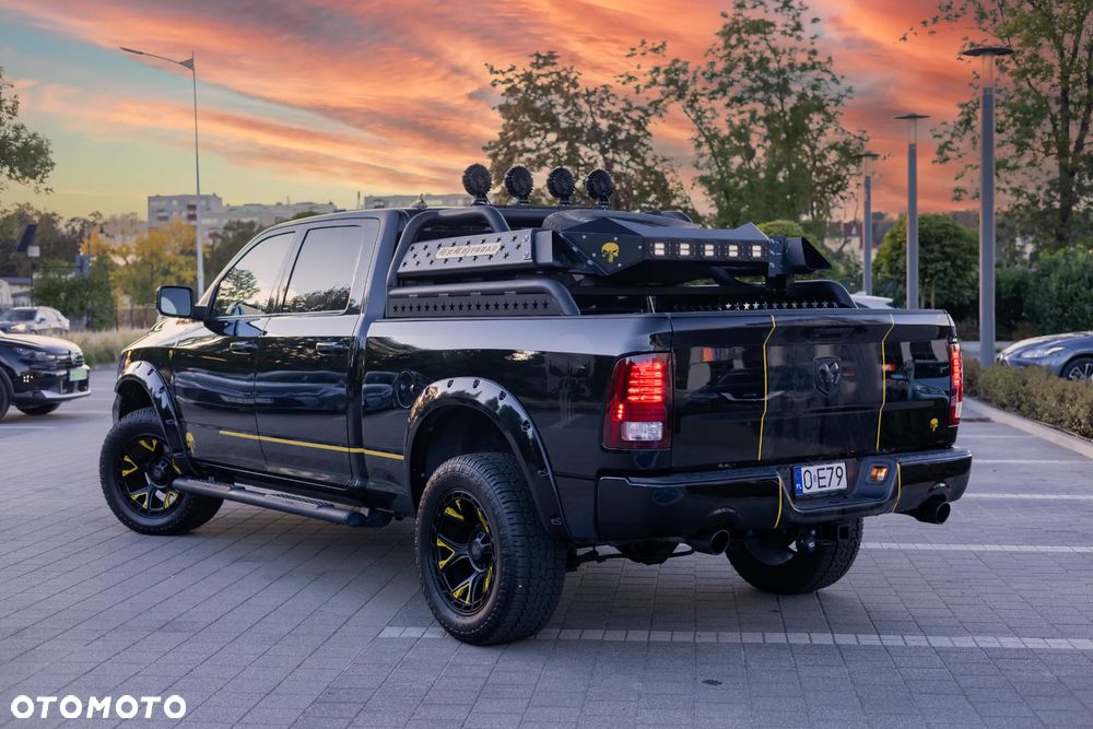 Dodge RAM 5.7 4x4 - 9